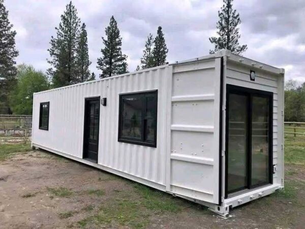 40ft CONTAINER HOME